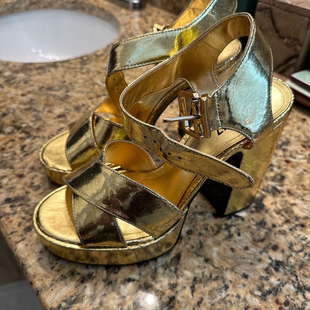 NWOT Schultz Metallic Gold Strappy Heels
